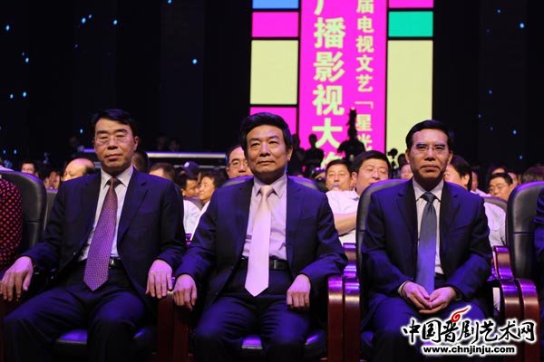 田进（左）、蔡赴朝（中）、聂辰席（右）