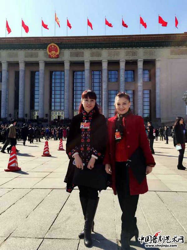 中国晋剧艺术网名誉站长史佳华在两会