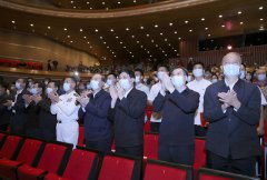 国家大剧院复排新制作经典民族歌剧《党的女儿》 王沪宁出席观看