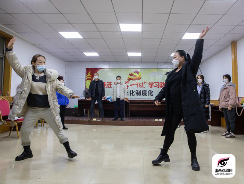 抓紧排练+++迎接新年-17890.jpg 抓紧排练+++迎接新年-17890.jpg