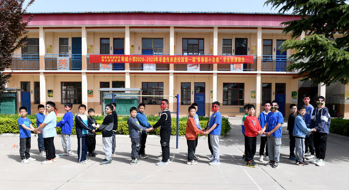 稷山:非遗传承进校园,“高跷走兽”学起来-24697.jpg 稷山:非遗传承进校园,“高跷走兽”学起来-24697.jpg