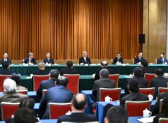 蔡奇参加全国政协十四届二次会议文化艺术、体育界委员联组会