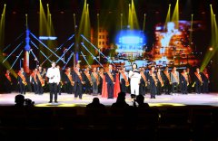 阳泉市举办“百年辉煌启新程”庆祝五一国际劳动节文艺演出